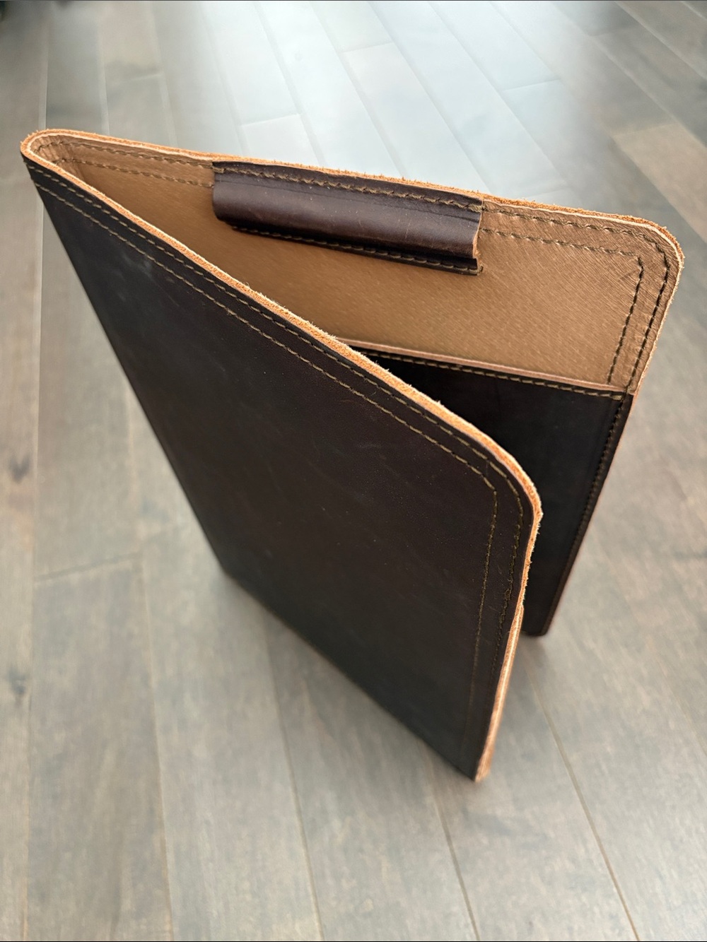 SADDLEBACK LEATHER Large Padfolio Folio in Dark Brown & Tan, Office Book Binder